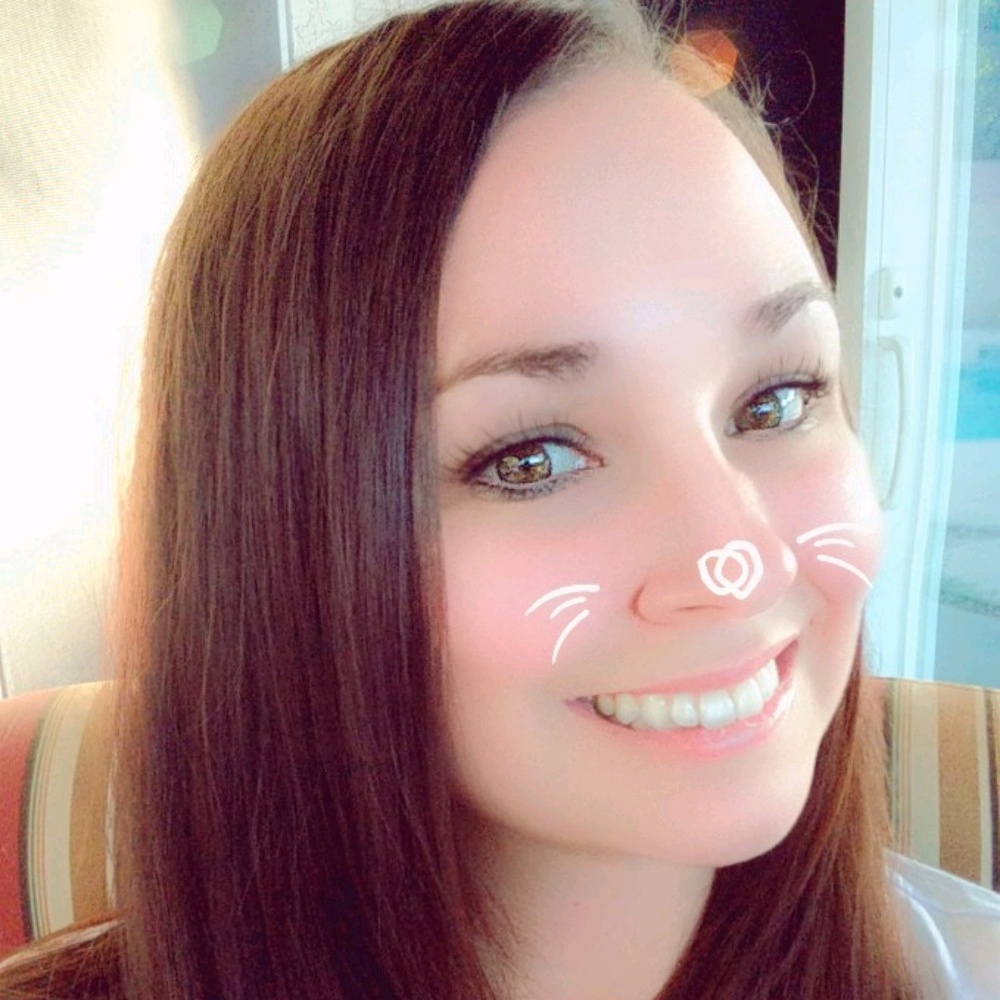 Meet your Posher, Stephanie